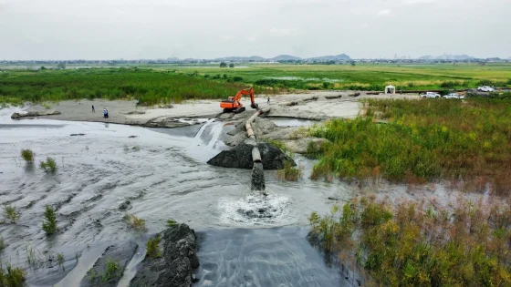 Casi 1,7 millones de m3 de sedimento se removió del río Guayas en un año