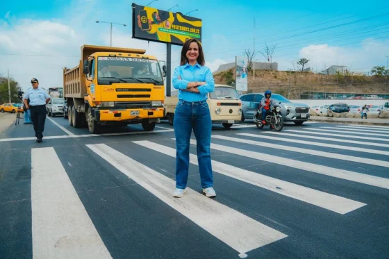 En un tiempo récord de 6 meses, Marcela Aguiñaga entregó la renovada av. León Febres Cordero