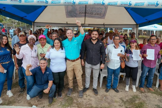 La Prefectura Ciudadana del Guayas, fomenta el desarrollo agrícola con la entrega de plántulas de cacao