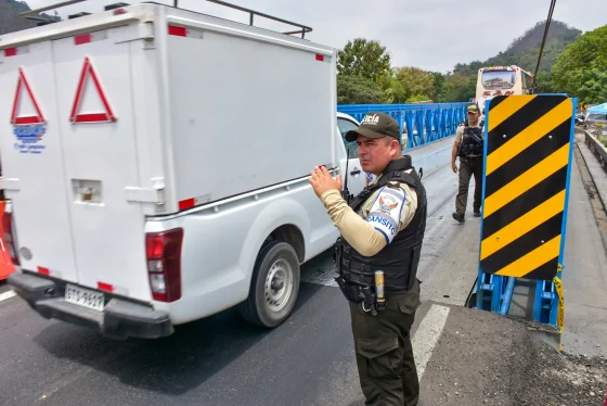 El paso por el puente Churute se dio con fluidez y seguridad en la ruta hacia Cuenca durante el feriado0