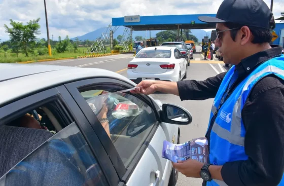 Más de 670.000 vehículos circularon por las vías concesionadas del Guayas,con seguridad y asistencia permanente de la Prefectura, durante el feriado de Carnaval