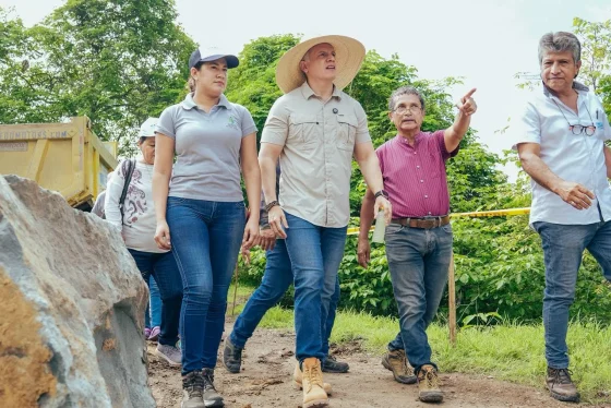 Prefectura del Guayas ejecuta badén en Pedro Carbo para evitar que la temporada invernal aísle a las comunidades