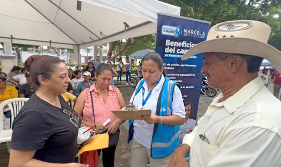 En el cantón Daule, 468 pequeños productores que registraron pérdidas en cultivos de arroz y maíz, a causa de las inundaciones, reciben el Bono Agrícola Solidario de la Prefectura del Guayas