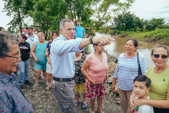 Prefectura del Guayas refuerza riberas y estructuras de contención en Milagro para enfrentar la época invernal
