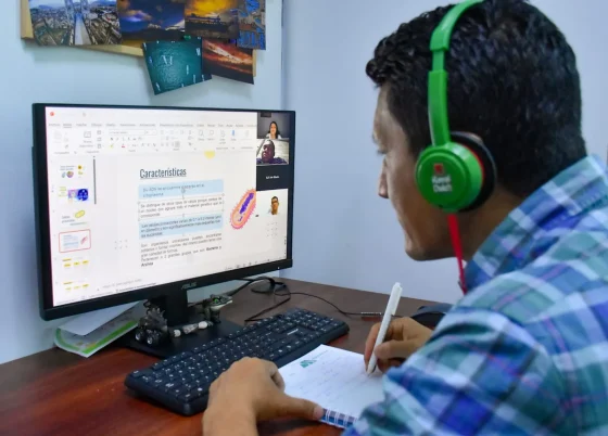 Programas intensivos de Bachillerato y Educación Básica, impulsados por la Prefectura, garantizan la continuidad de los estudios de 1.900 guayasenses