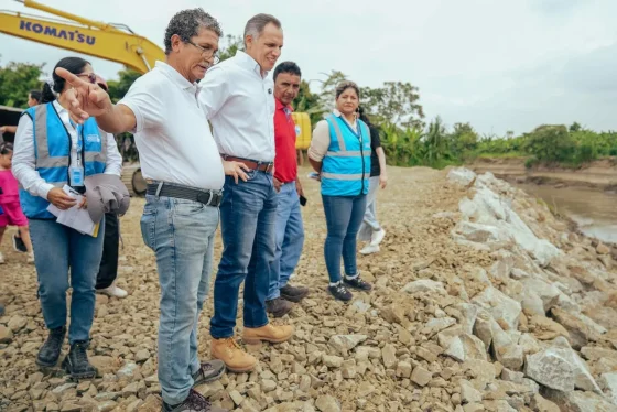Prefectura del Guayas protege a más de 1.600 habitantes en Yaguachi con intervención en la ribera del río Bulu Bulu