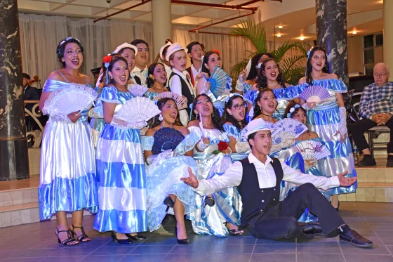 La Prefectura del Guayas reunió a 86 jóvenes en una emotiva gala sinfónica y zarzuela. Un nuevo hito artístico.