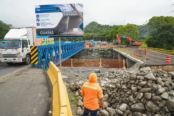 Prefectura del Guayas trabaja en una solución rápida y resistente, con la instalación de nueva estructura metálica de 40 metros y 2 carriles, sobre puente Churute, vía Puerto Inca-Naranjal